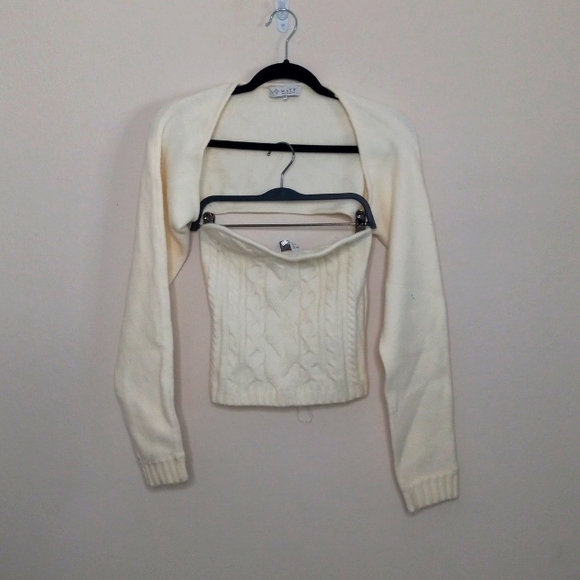 WAYF knit 2 piece top - Picture 1 of 4